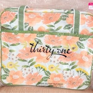 [NWT] Away For The Weekender - Morning Floral